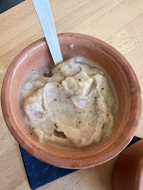 Mango/coconut smoothie bowl   at Aromal - Magnet in Tirana