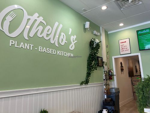  at Othello's in Woodland Hills