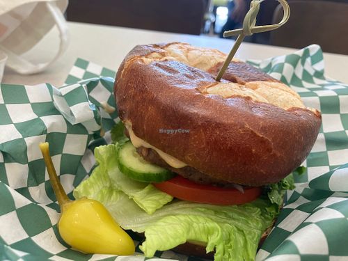  at Othello's in Woodland Hills