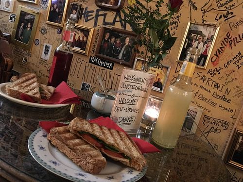 Sandwiches, autographs & tasty lemonades ;)   at 19:77 - VEGAN:DINER+BAR, Home of RAMONES MUSEUM in Berlin