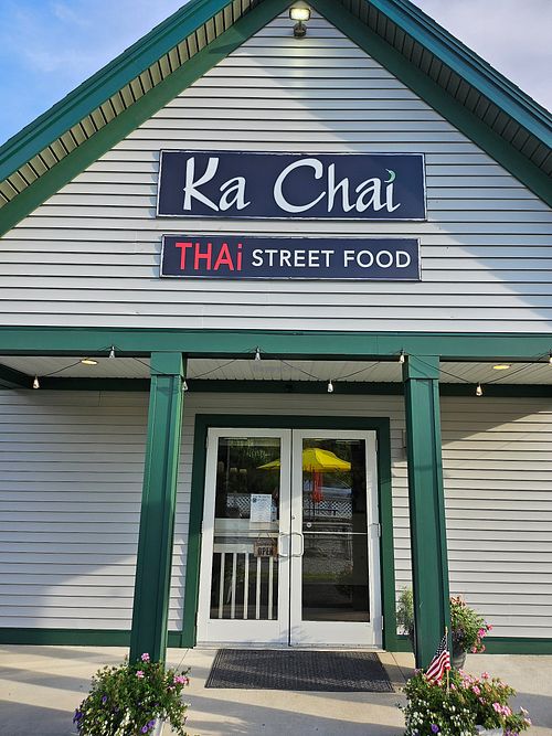 Outside at Ka Chai in Thomaston