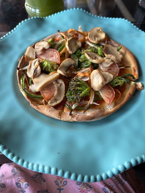 Veggie pizza without cheese   at Simmer Down in Santa Ana