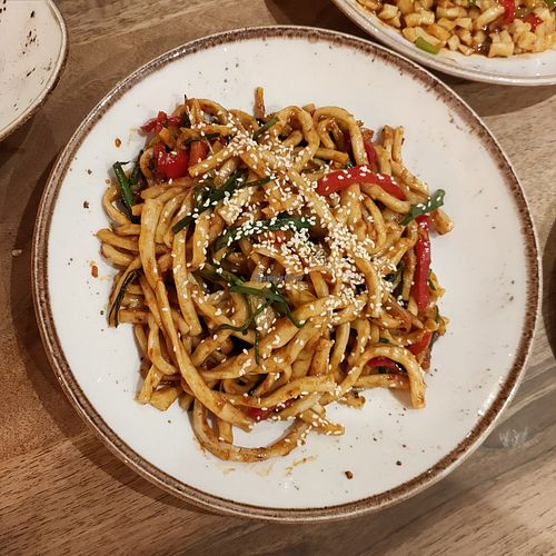 Gebratene Nudeln mit Bärlauch (veganised) at Tengri Tagh Uigur Restaurant in Dusseldorf