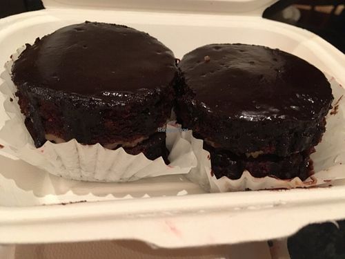 Bounty cake at Black Cat in East London