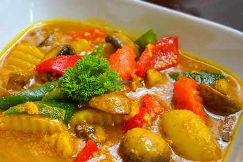 Potato curry at Live Life Vegetarian Food in Makati