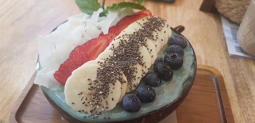 Blue Mermaid speciality bowl at PLANT SHACK - Palma City in Mallorca