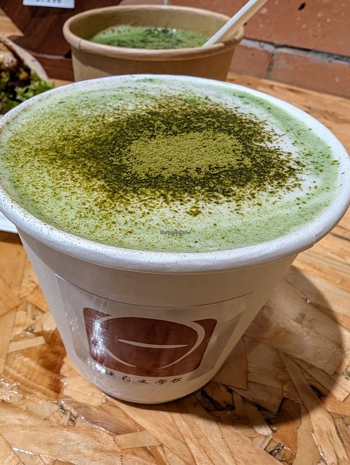 Oat matcha at 日Rise in Macau
