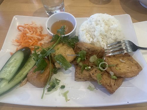 Tofu rice dish  at Nong Lá Vietnamese Cafe in Culver City