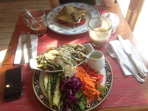 portobello sandwich and potatoe gratin at Raw Cafe in Lima