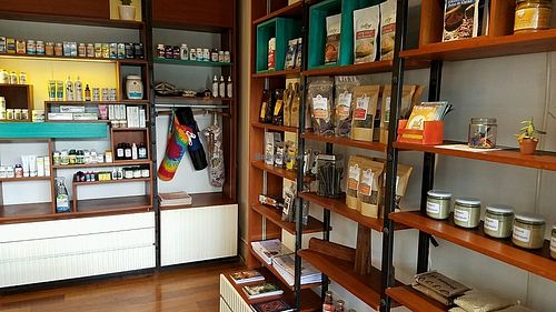 small attached shop at Raw Cafe in Lima