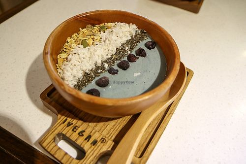 ivegan smoothie bowl at iVegan Supershop Nha Trang - Healthy Plant Based Cafe in Nha Trang