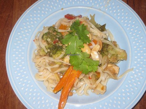 Pad thai at Tarta De Zanahoria in Valencia