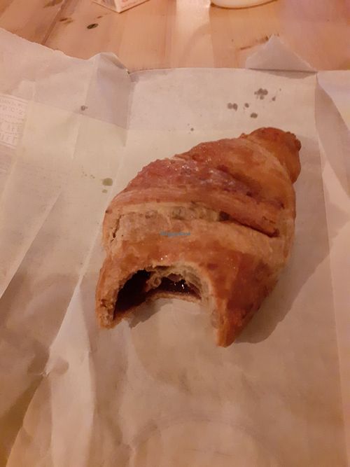 Croissant with berries at Biovegan Cafeteria Navarro in Valencia