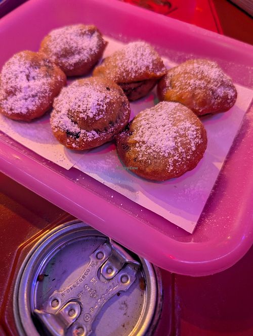 Deep fried oreos at BUFFALO TraP BAR in Bangkok