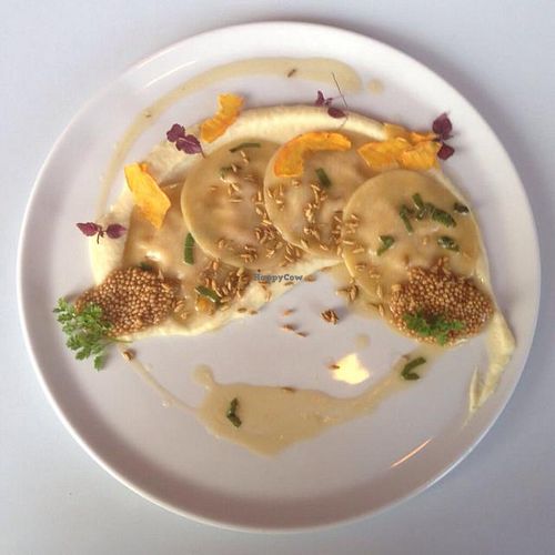 ravioli with parsnip cream  at Mio Matto in Berlin