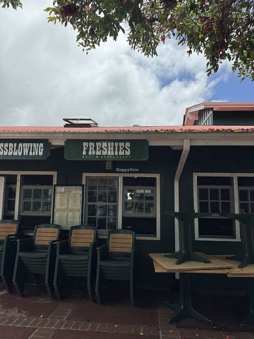 Outsidee  at Freshies Maui in Makawao
