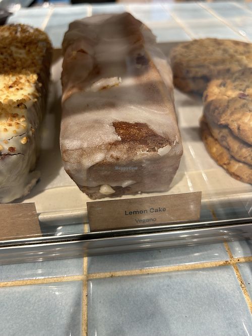 Lemon loaf  at Syra Coffee in San Sebastian