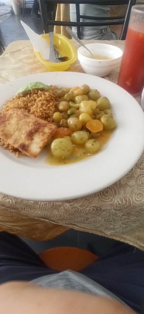  at Restaurante Vegetariano El Jardín in Quito