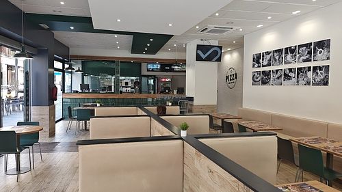 Inside of restaurant at Papa John's in Torrevieja