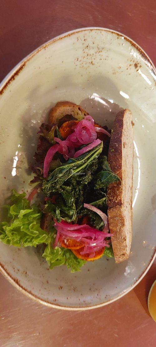 Vegan sweet potato sandwich at Flamingo Cafe in Stavanger
