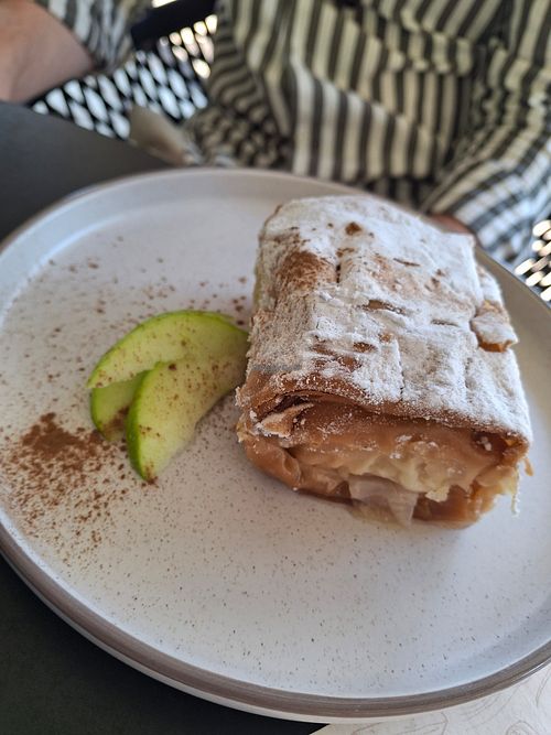 Vegan Apple pie at Kanile Coffee Shop in Corfu