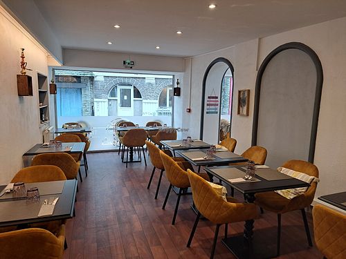 Interior at Le Coin Libanais in Cherbourg-en-cotentin