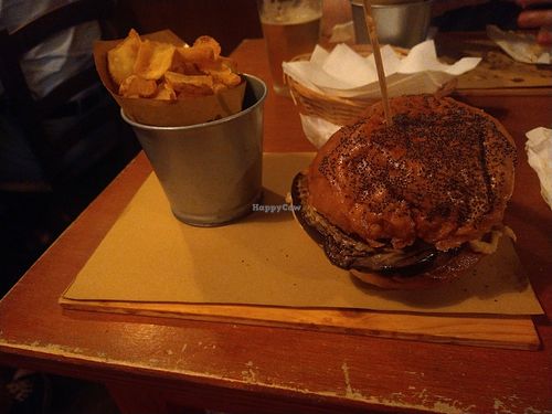 Burger di seitan at Viecce in Frascati