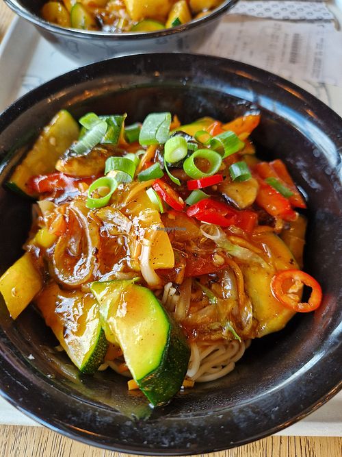 Wokgerecht met groenten at La Place in Lelystad
