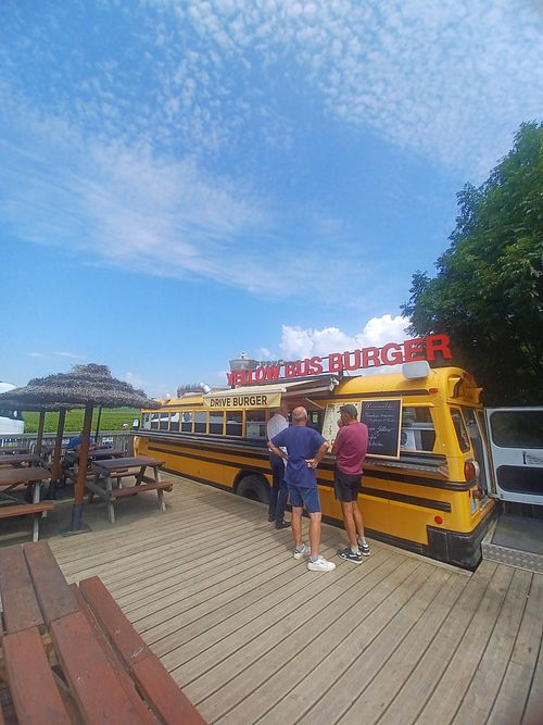 Terrasse at Yellow Bus Burger Beaune in Beaune