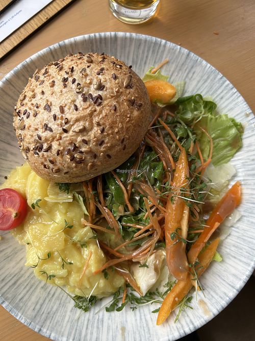 Schafberghüsli Salat mit Balsamico Dressing  at Schafberghüsli Bergstation in Gargellen