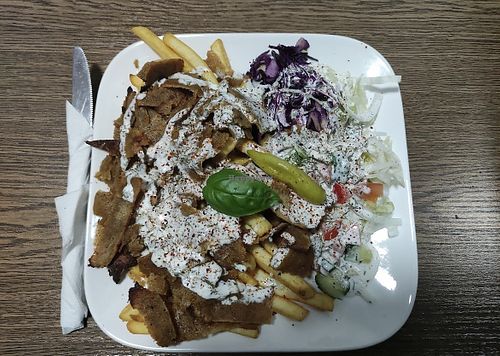 Veganer Dönerteller  at Reyna Kebap in Zimmern Ob Rottweil