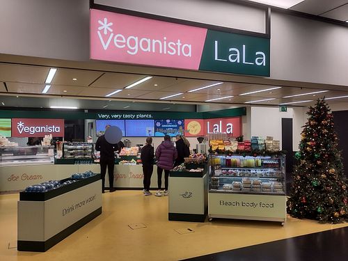 Storefront at VIE - Veganista / The LaLa - T3-F in Vienna