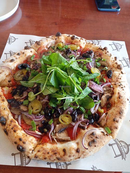 "Botanica" pizza without the cheese at pp Pizza Partisi Mutfak in Izmir