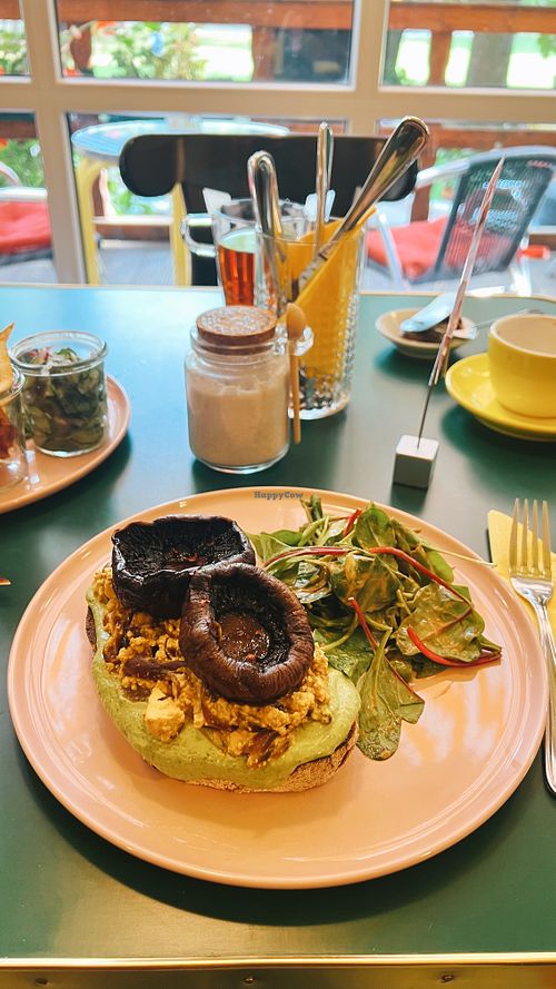   at SUPER Frühstück & Aperitivo in Berlin