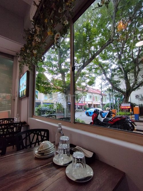 Nice view, different vibe at Lập Vegetarian Restaurant in Central Singapore
