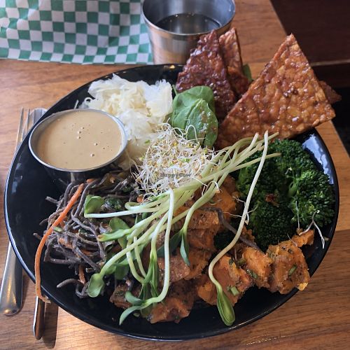 Bol Tempeh at Panthere Verte - Plateau in Montreal