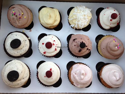 Dozen awesome vegan cupcakes at Sweet Themez in Washington