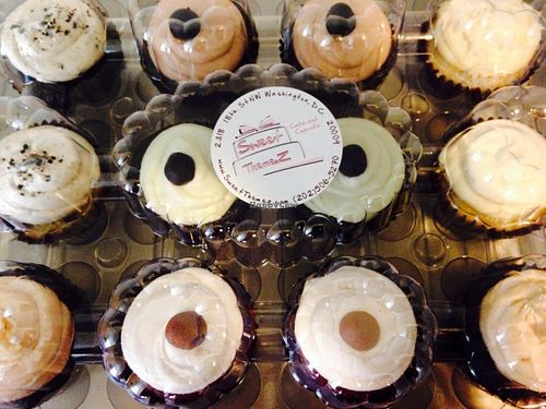 Plastic packaging for your dozen vegan cupcakes  at Sweet Themez in Washington