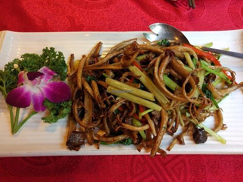 Dish 3 at Ji Shan Zhai in Fuzhou