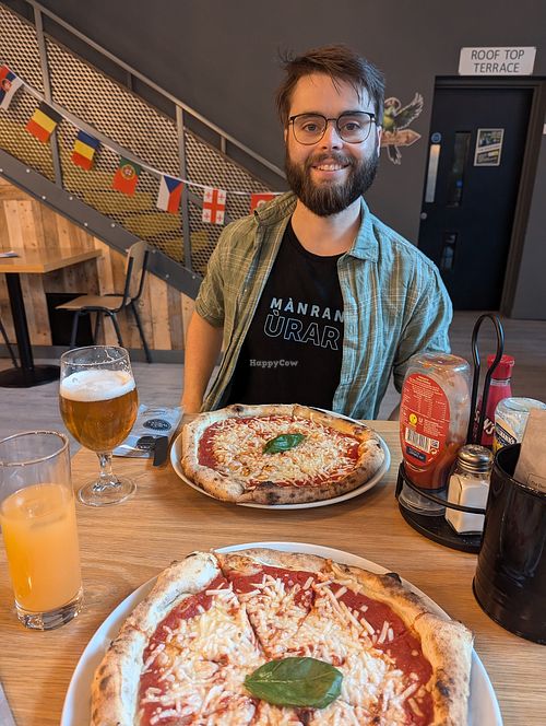 Vegan Pizzas at The Dockyard in Northwich