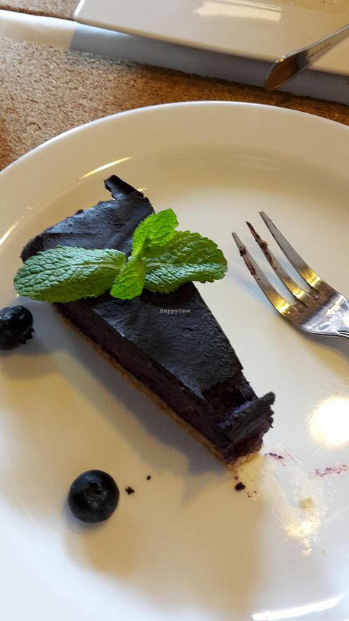 blueberry cake at LoVeg in Prague