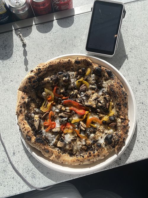 Asking for truffle (vegan option, plus peppers, no tomatoes)  at Knead Neopolitan Pizza in Maidenhead