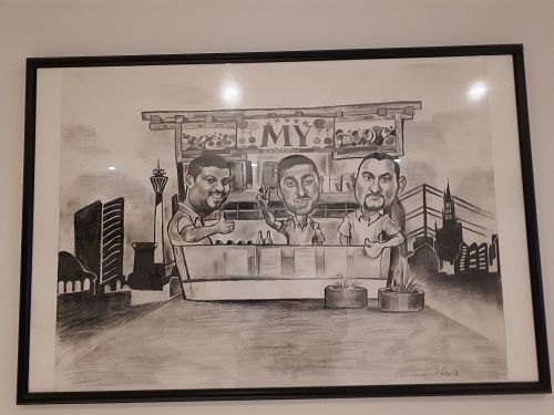 Friendly Staff at Tat Gemüse Döner & Pizza in Dusseldorf