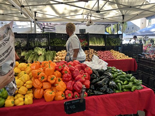Local produce   at Midtown Farmers Market in Sacramento