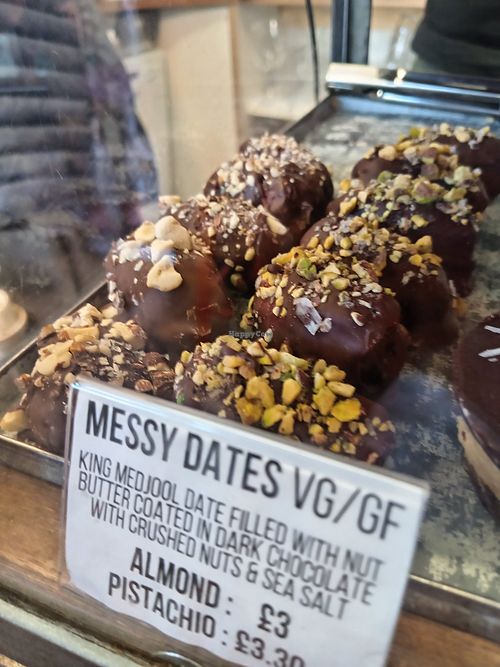 Messy dates at Regular Jo's Coffee in Tynemouth