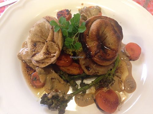 wonton at Rayen Vegano in Madrid