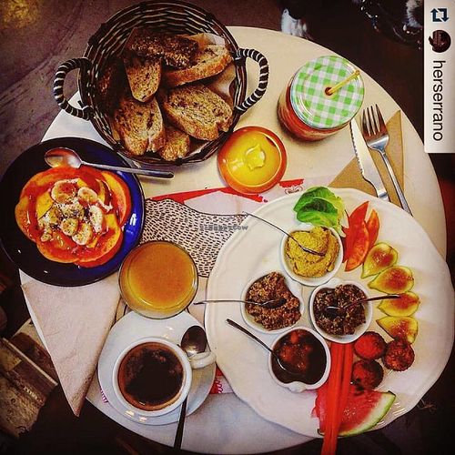 Brunch :) at Rayen Vegano in Madrid