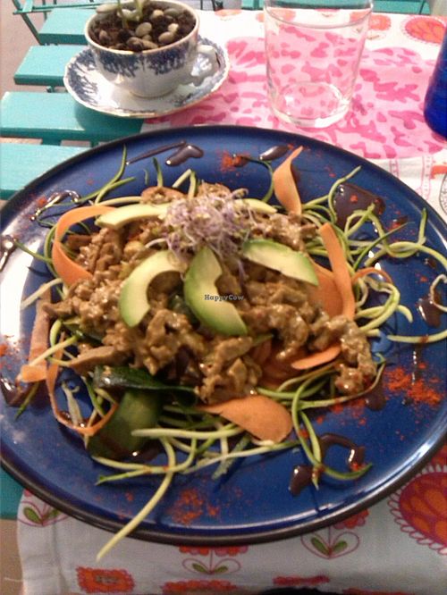 seitan in mustard sauce at Rayen Vegano in Madrid