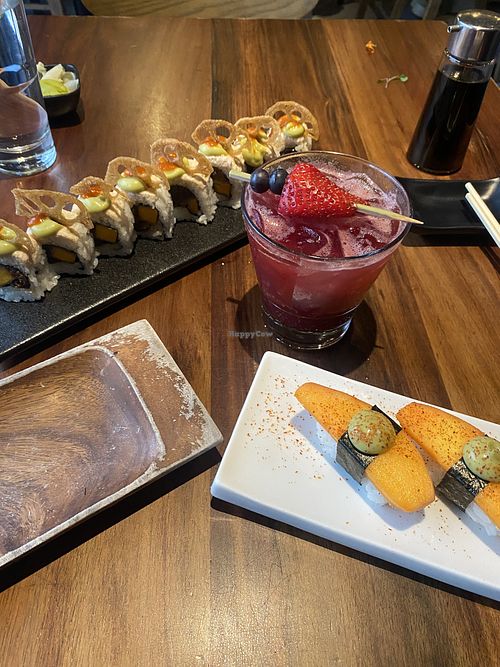 Sushi Roll (Manila Dune) and Mango Nigiri 😋  at Tane Vegan Izakaya in Palo Alto