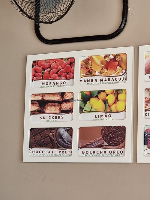 Sabores veganos at Cremositos Gelato & Cafe in Mindelo